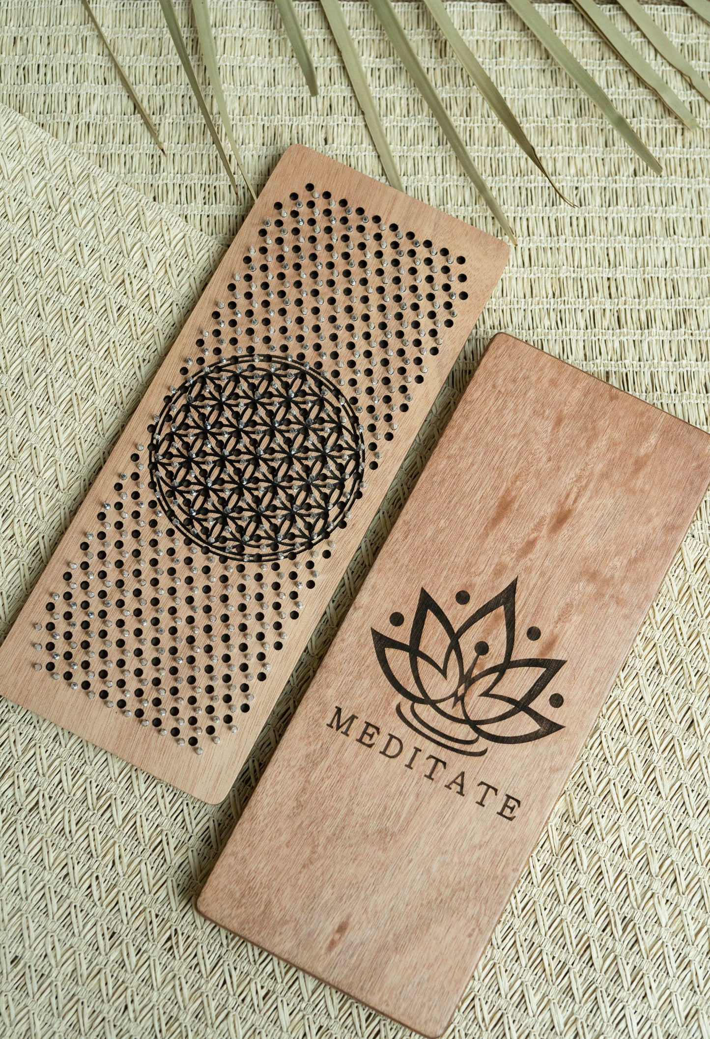 Handgefertigtes Sadhu Brett, Akupressur Sadhu Board aus Holz mit Kupfer- oder verzinkten NĂ€geln, Yogapraxis fĂŒr AnfĂ€nger 8mm, 10mm oder 12mm